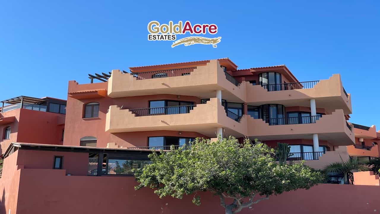 Condominium in La Oliva, Canary Islands 12466040