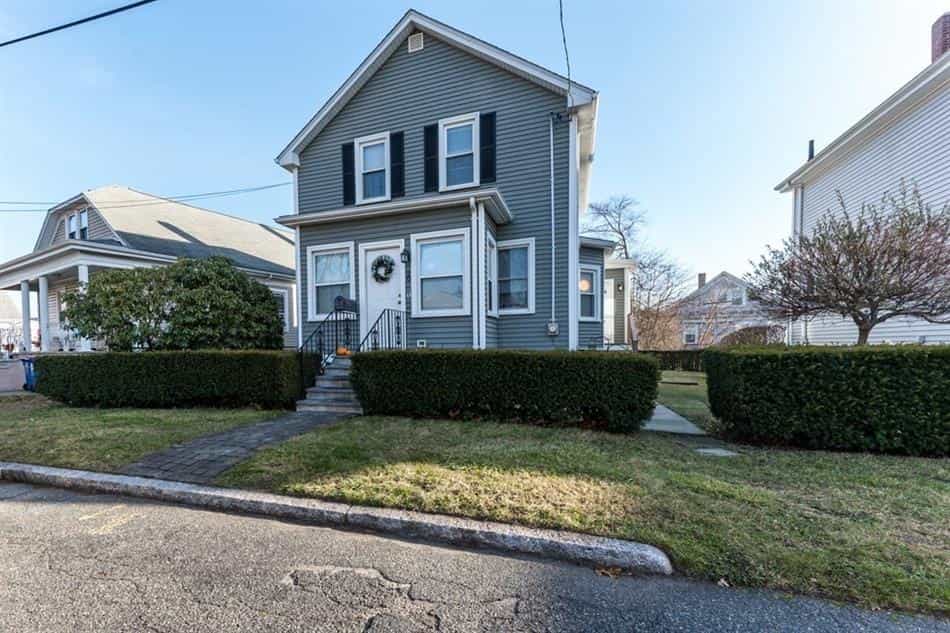 Dom w Nowego Bedforda, Massachusetts 12466572