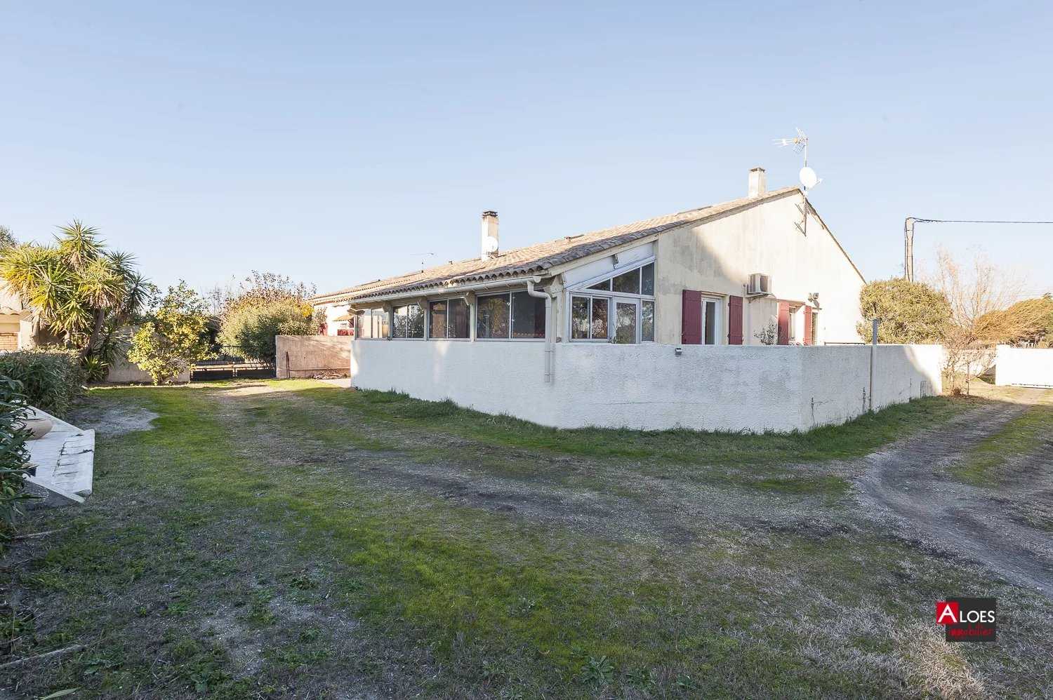 Dom w Aigues-Mortes, Gard 12467607