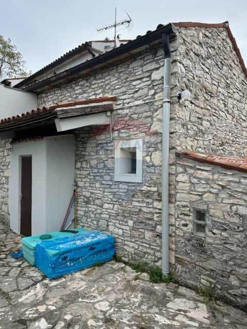 Hus i Plovanija, Istarska Zupanija 12468079
