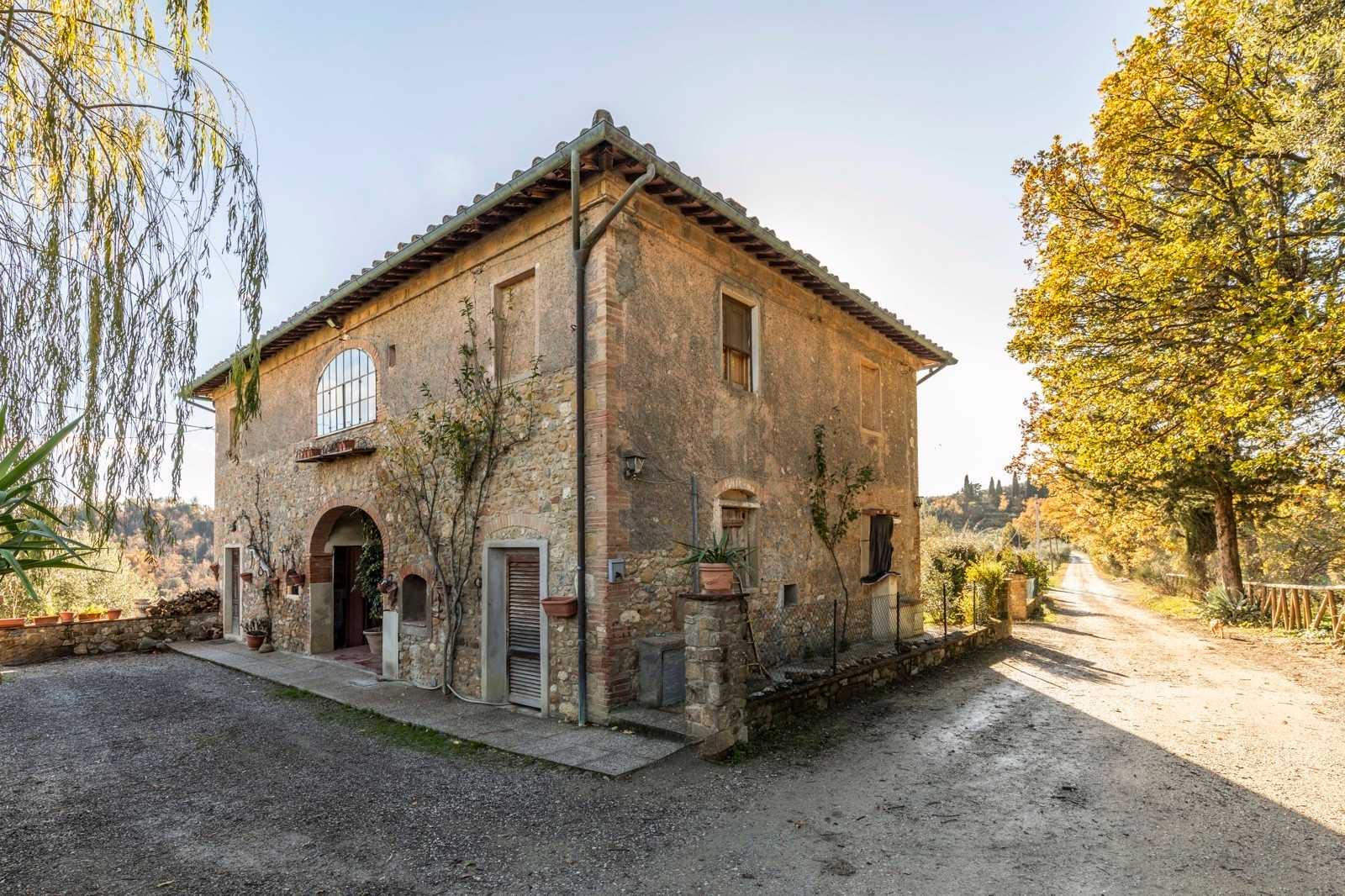 Talo sisään San Gimignano, Tuscany 12470001