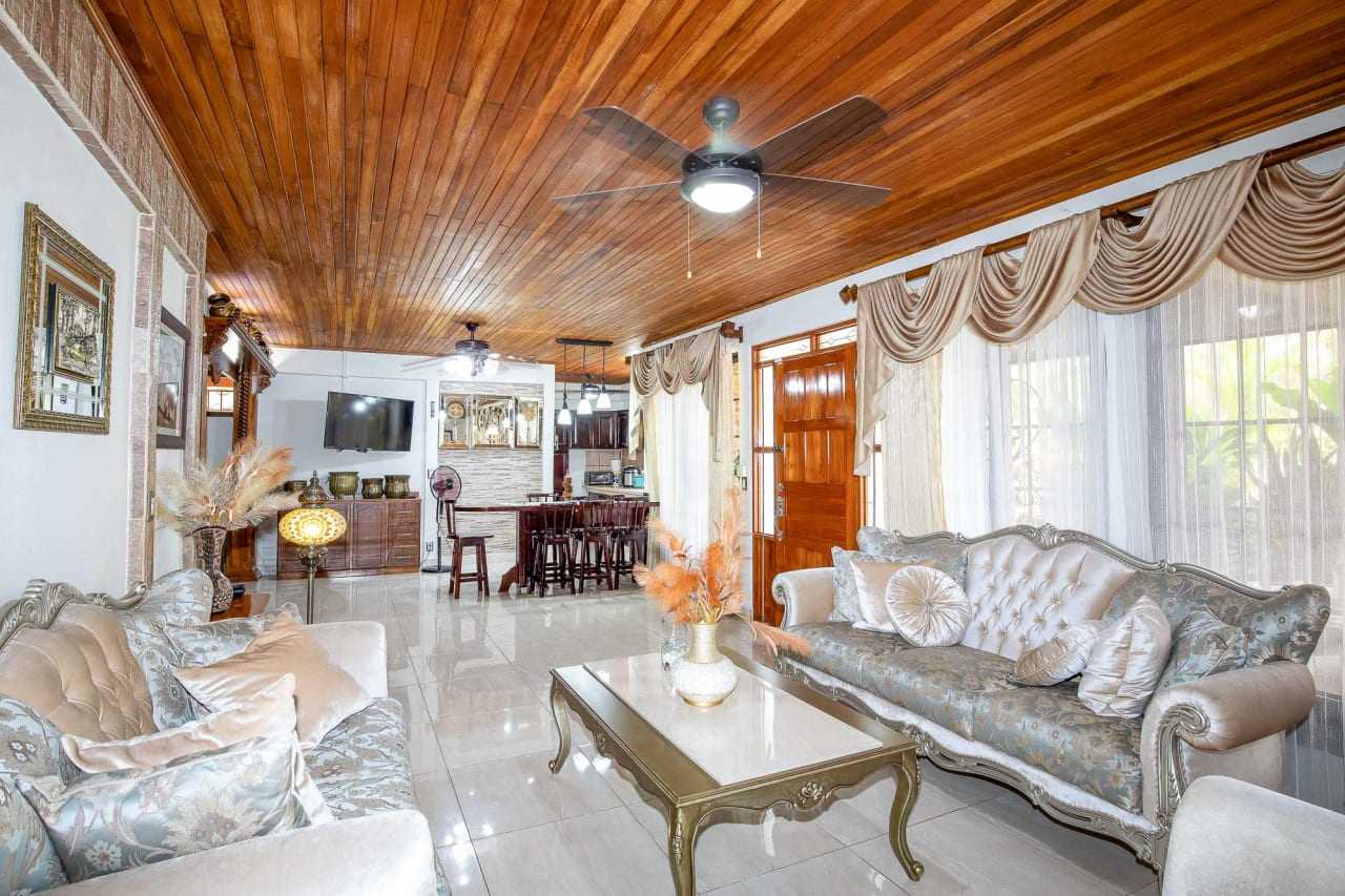 Dom w Quepos, Provincia de Puntarenas 12470188