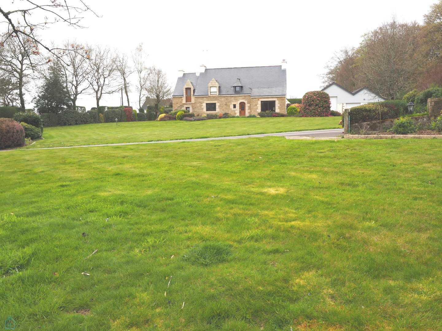 房子 在 Camors, Brittany 12471256