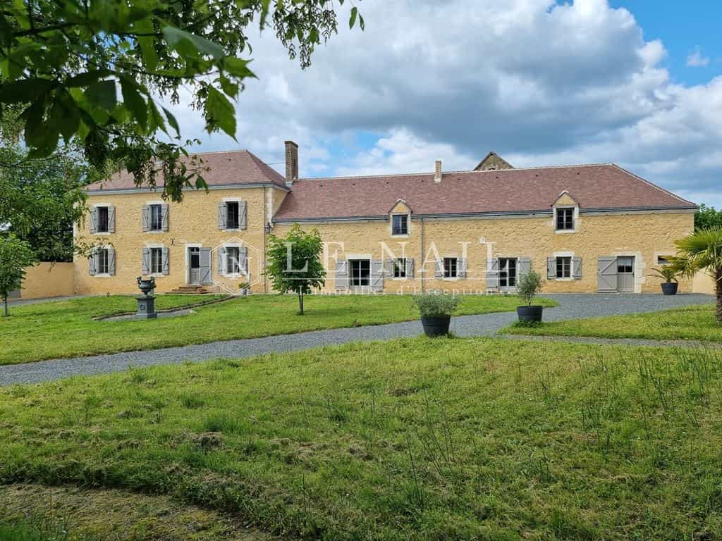 Будинок в Etouars, Nouvelle-Aquitaine 12471764