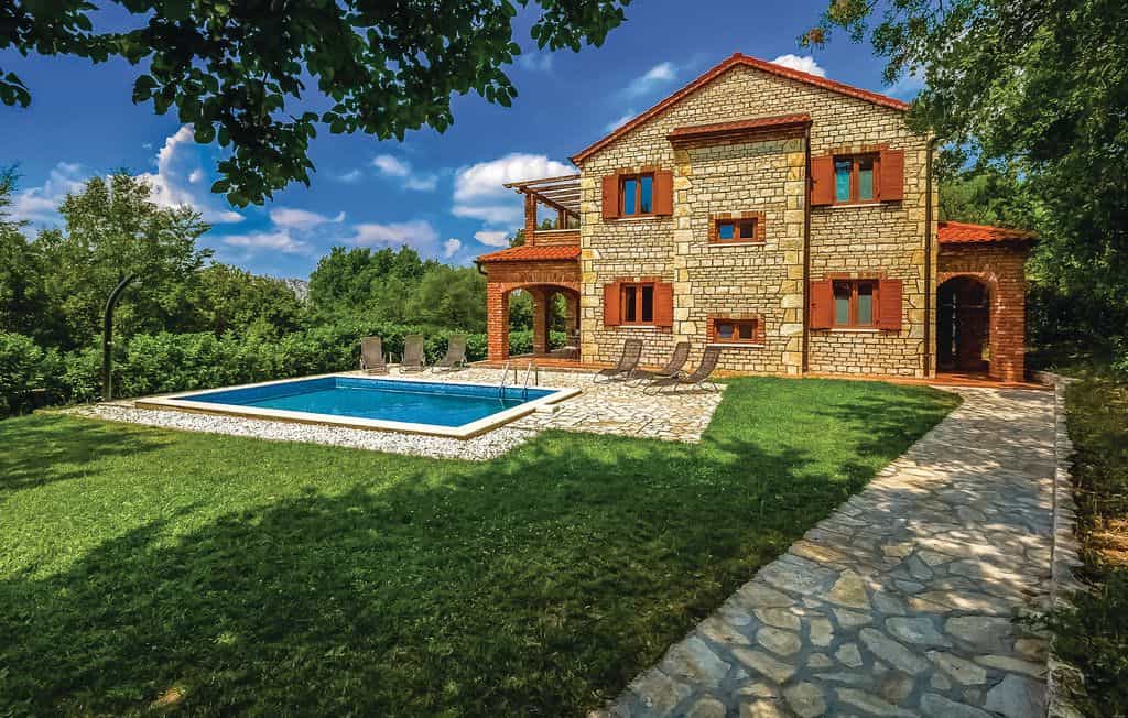 House in Crikvenica, Primorsko-Goranska Zupanija 12472484