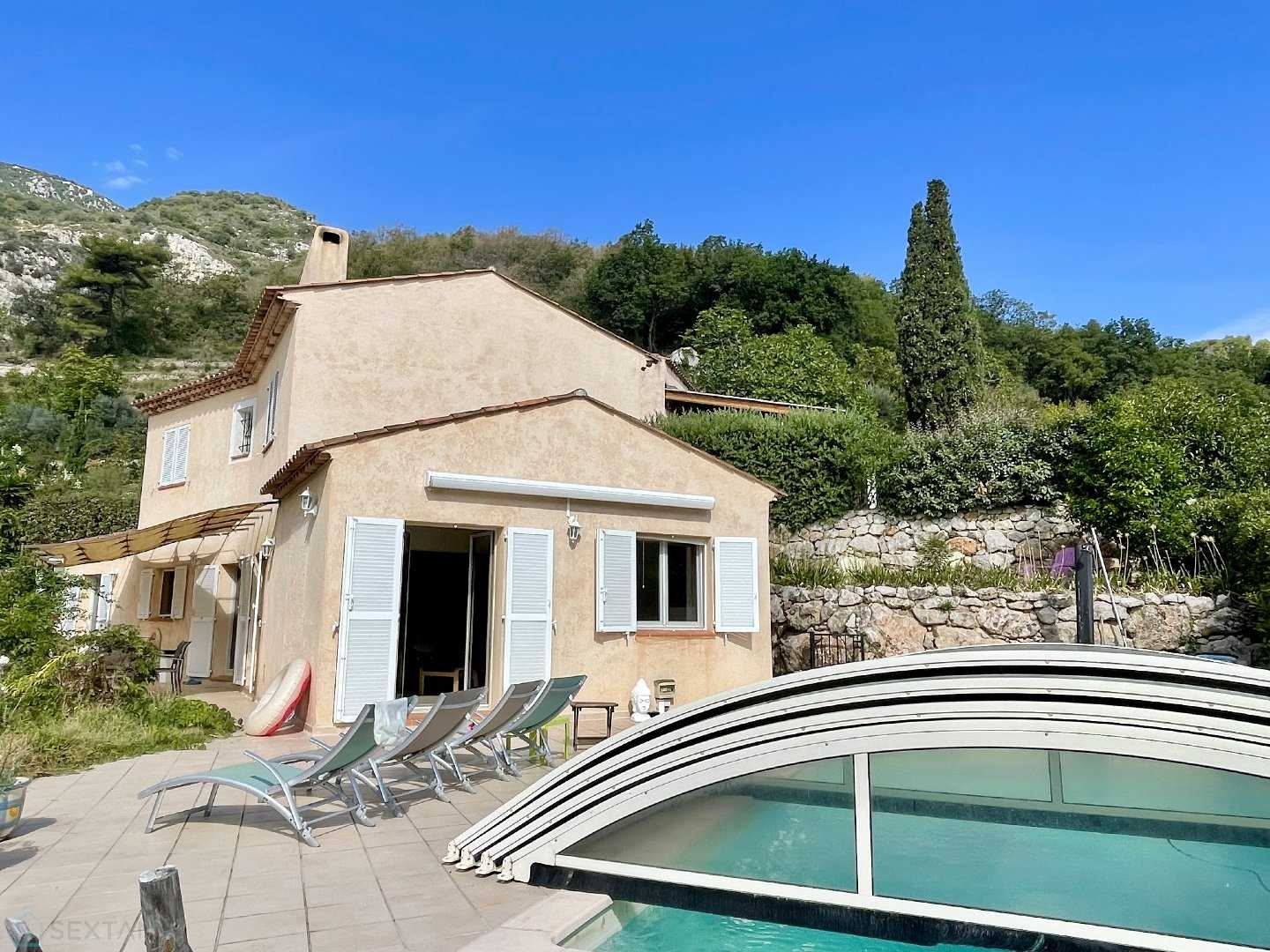 casa en Roquebrune, Provenza-Alpes-Costa Azul 12472729