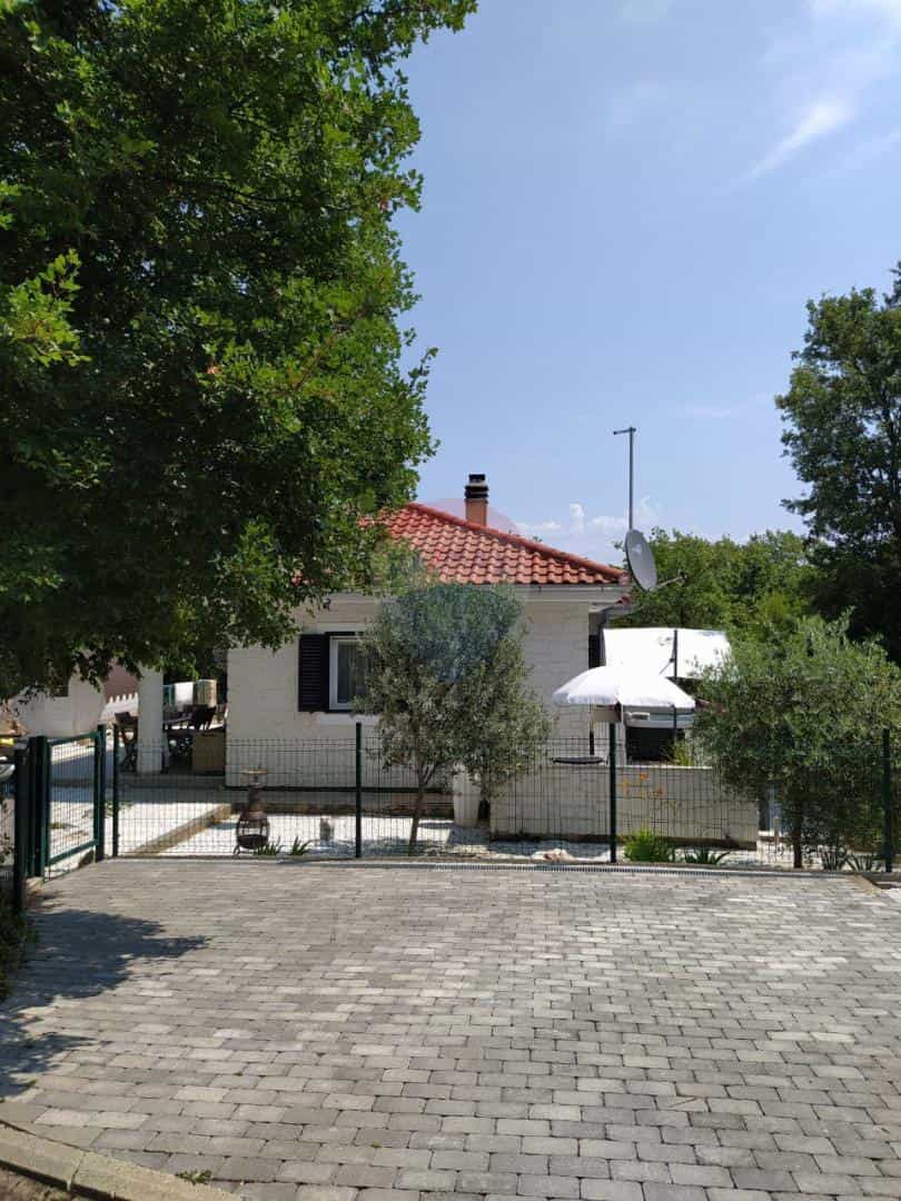 σπίτι σε Sopaljska, Primorsko-Goranska Zupanija 12472858