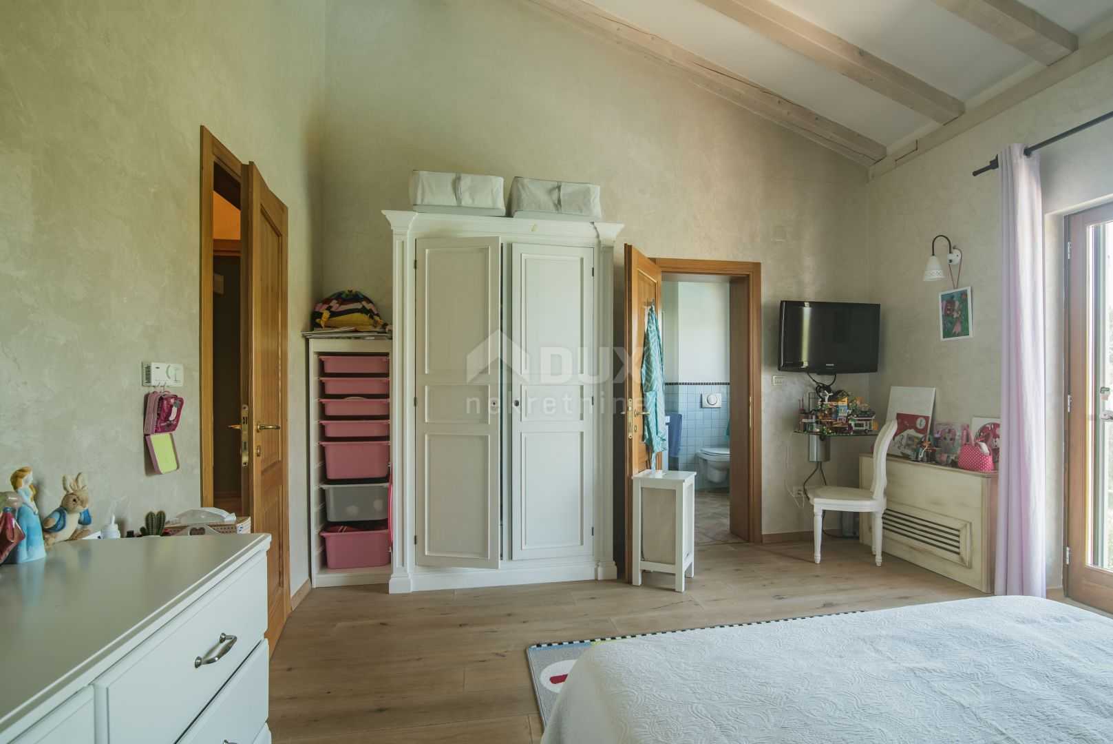 House in Rovinj, Istria County 12473783