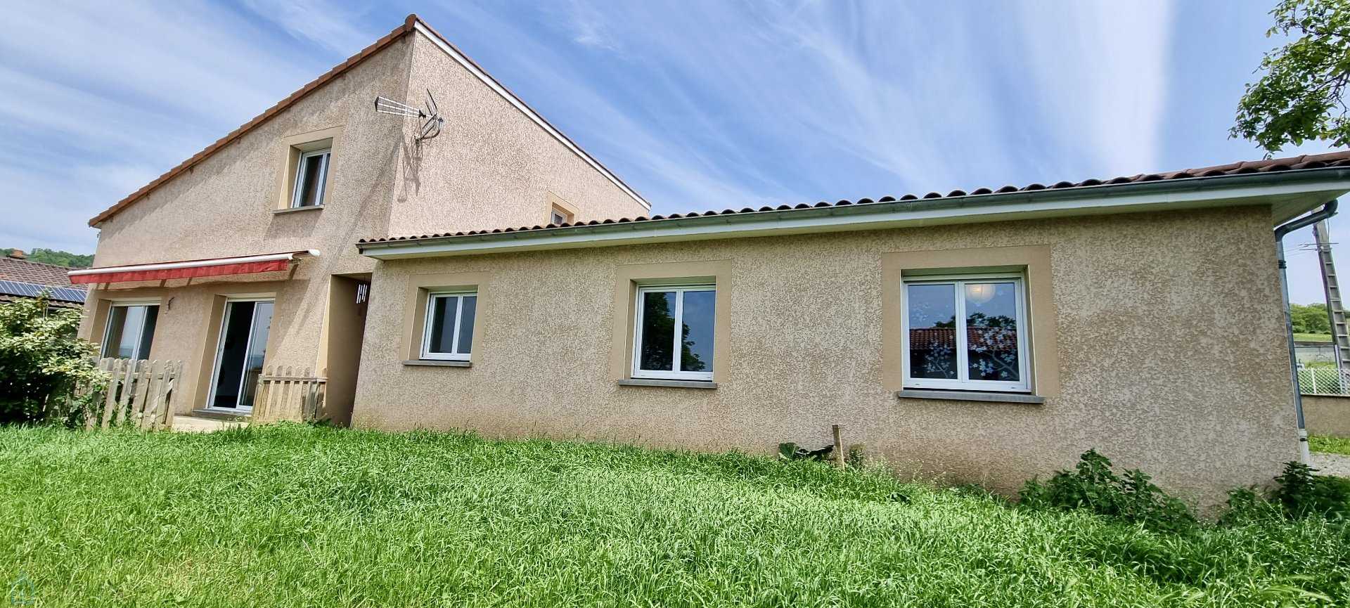 Huis in Saint-Maurice, Auvergne-Rhône-Alpes 12474041