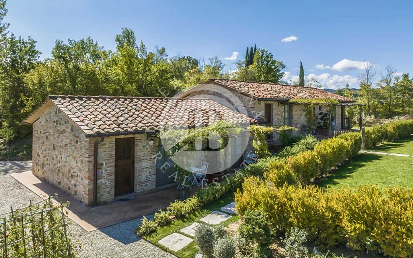 Rumah di Montepulciano, Tuscany 12474755