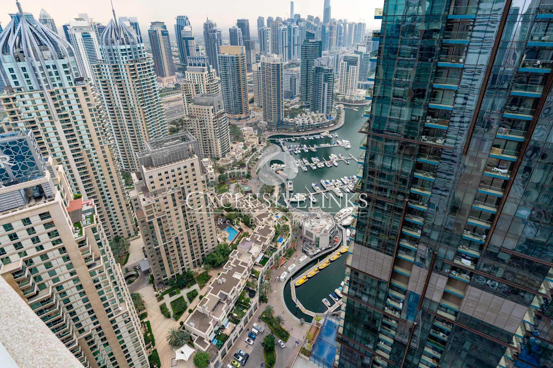 Residential in Dubai, Dubai 12475015