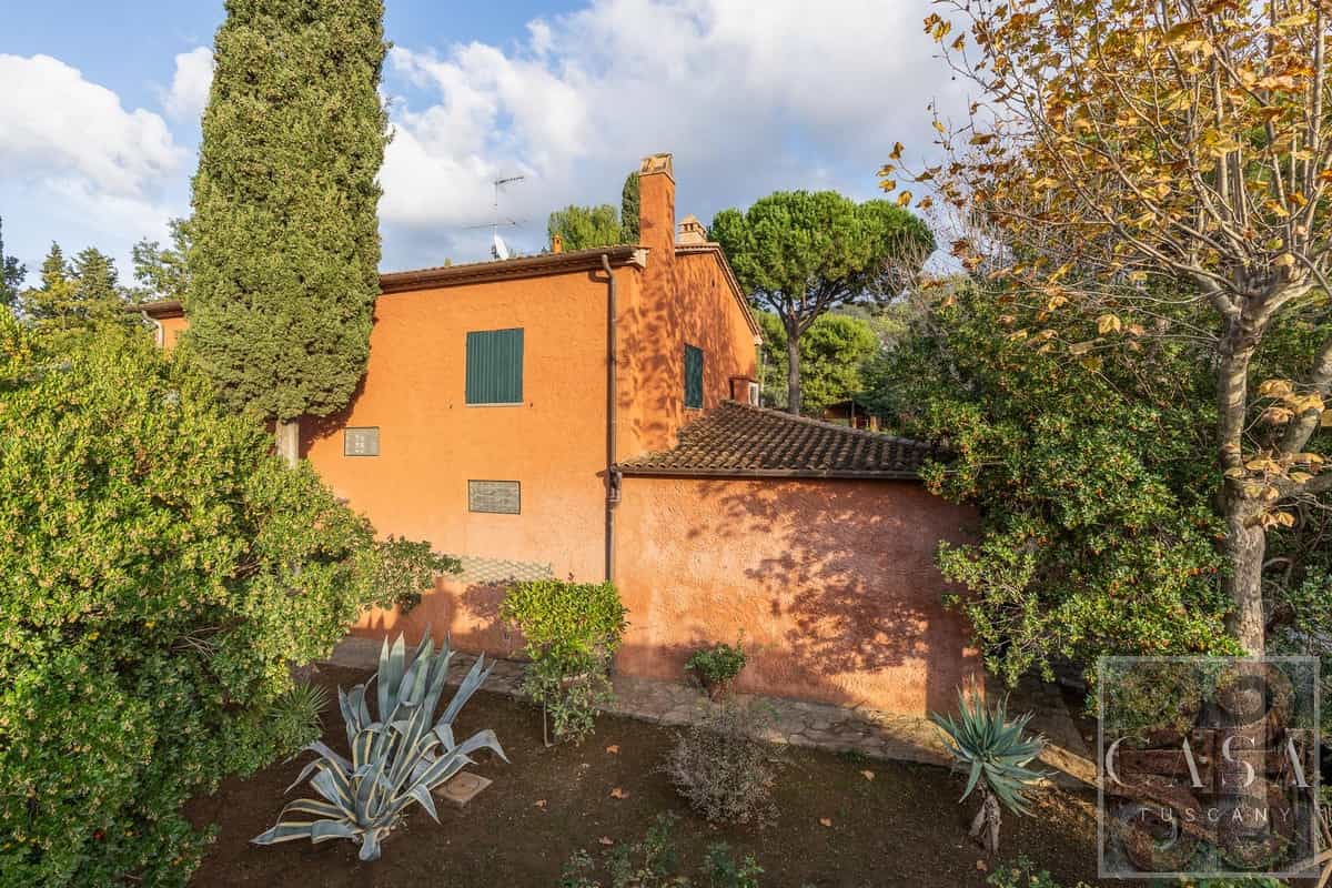 House in Campiglia Marittima, Tuscany 12477484
