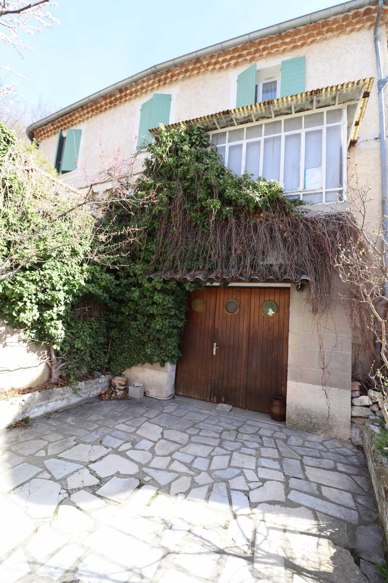 Hus i Cereste, Provence-Alpes-Cote d'Azur 12477494