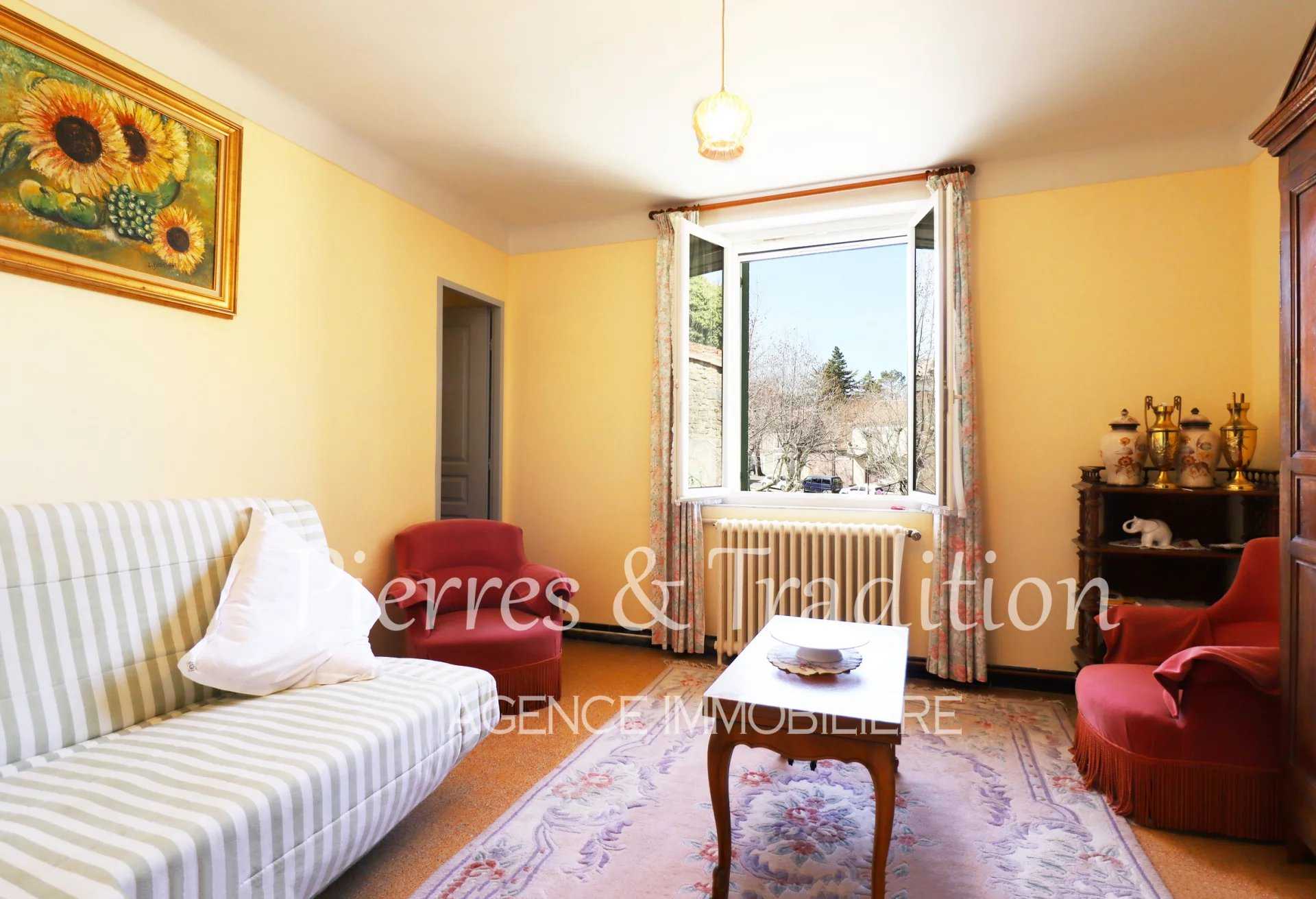 Будинок в Cereste, Provence-Alpes-Cote d'Azur 12477494