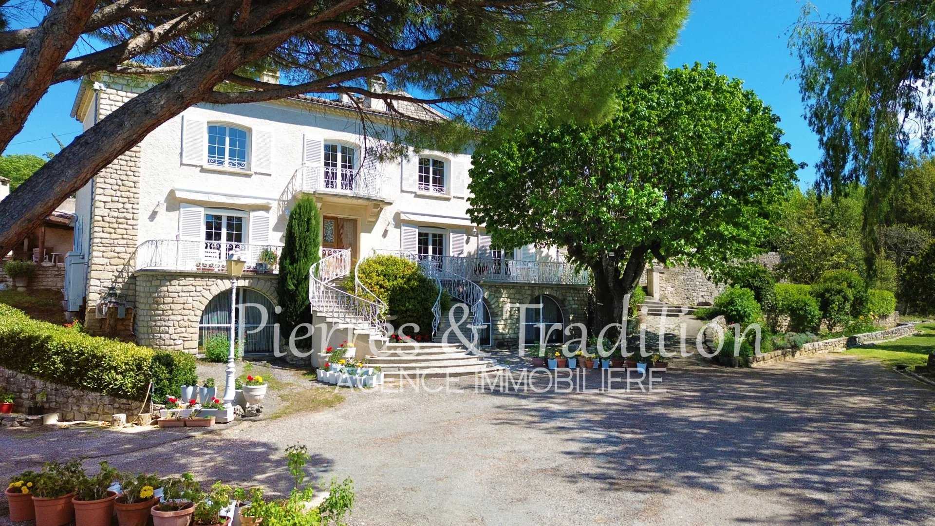 Hus i Apt, Provence-Alpes-Cote d'Azur 12477495