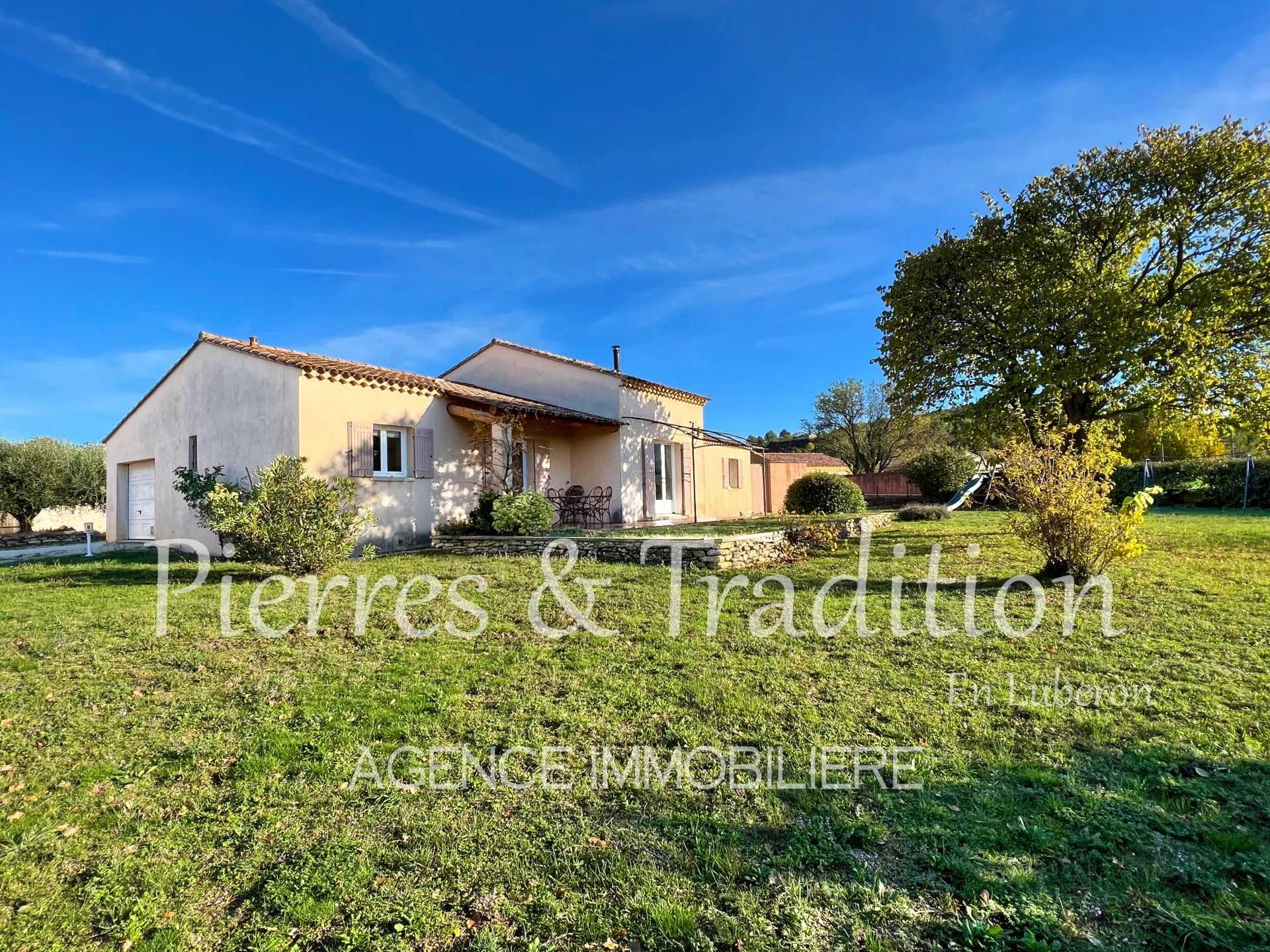 House in Apt, Provence-Alpes-Cote d'Azur 12477497
