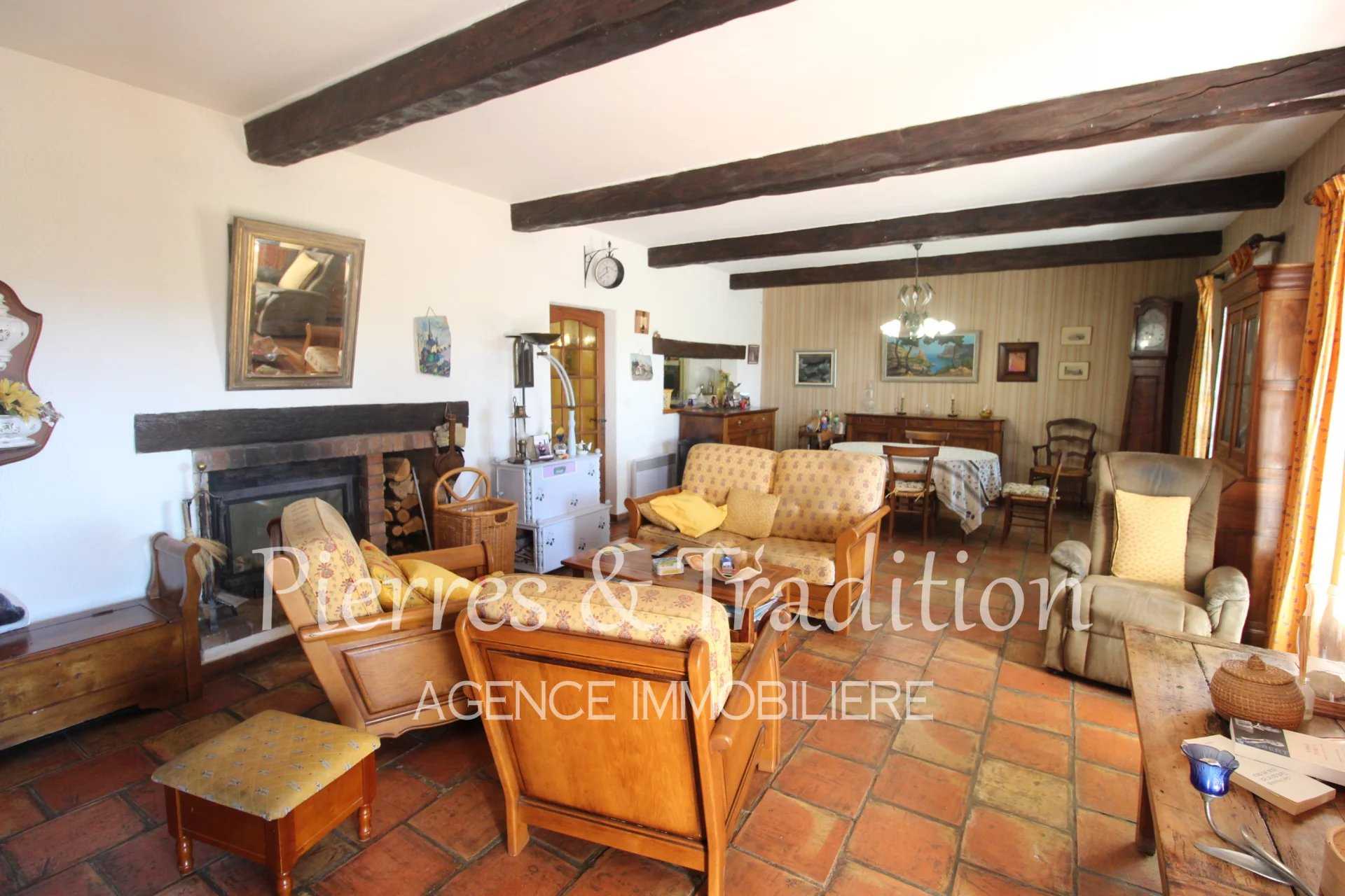 casa no Reillanne, Alpes-de-Haute-Provence 12477500