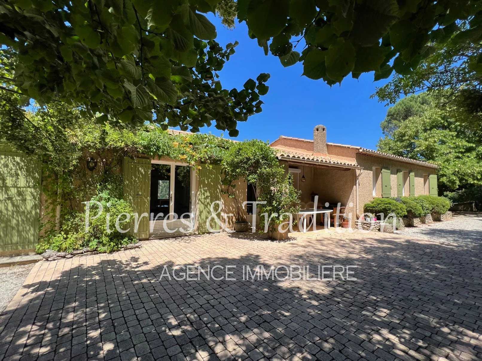 House in Apt, Provence-Alpes-Cote d'Azur 12477511