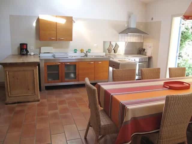 Rumah di Roussillon, Provence-Alpes-Cote d'Azur 12477519