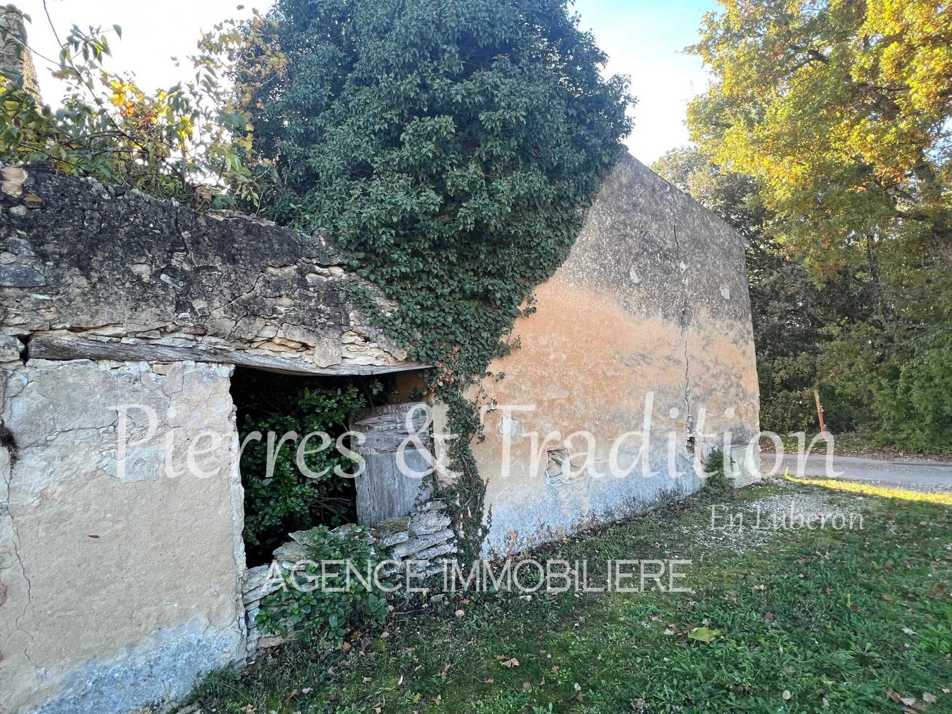 Talo sisään Saint-Saturnin-les-Apt, Provence-Alpes-Cote d'Azur 12477527