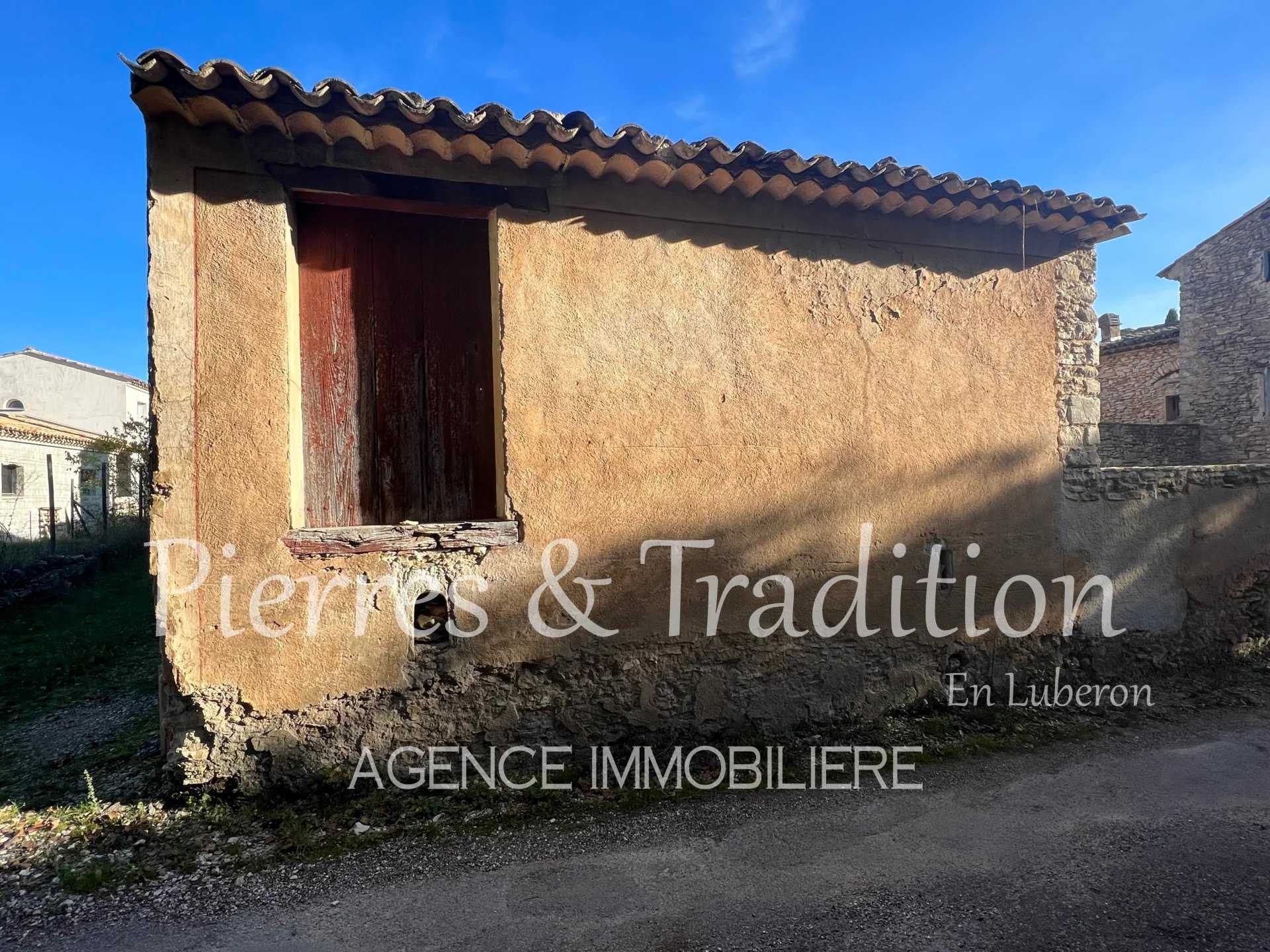 Hus i Saint-Saturnin-les-Apt, Provence-Alpes-Cote d'Azur 12477527