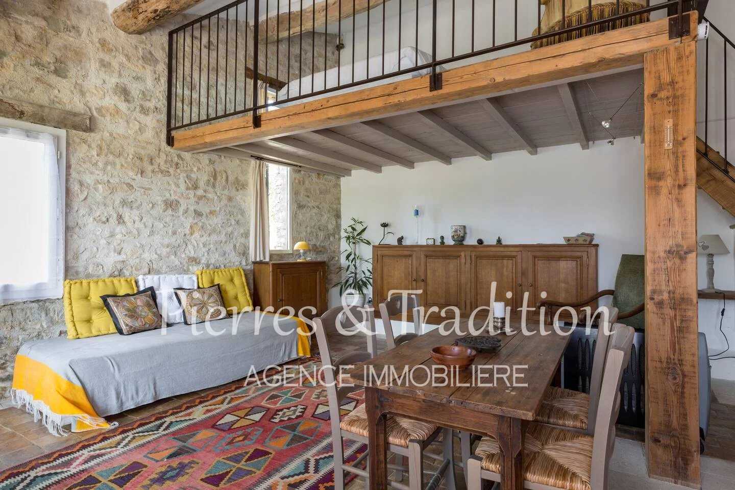 بيت في Murs, Vaucluse 12477536