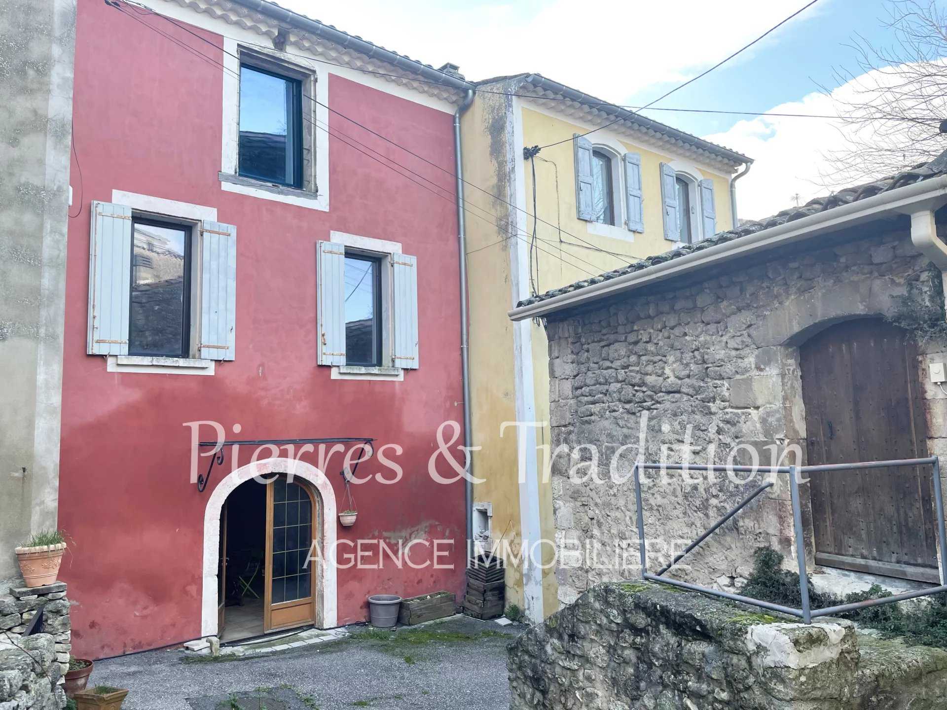 Huis in Céreste, Alpes-de-Haute-Provence 12477545