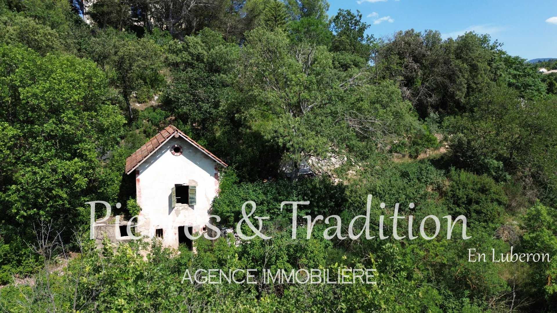 Other in Apt, Provence-Alpes-Cote d'Azur 12477546