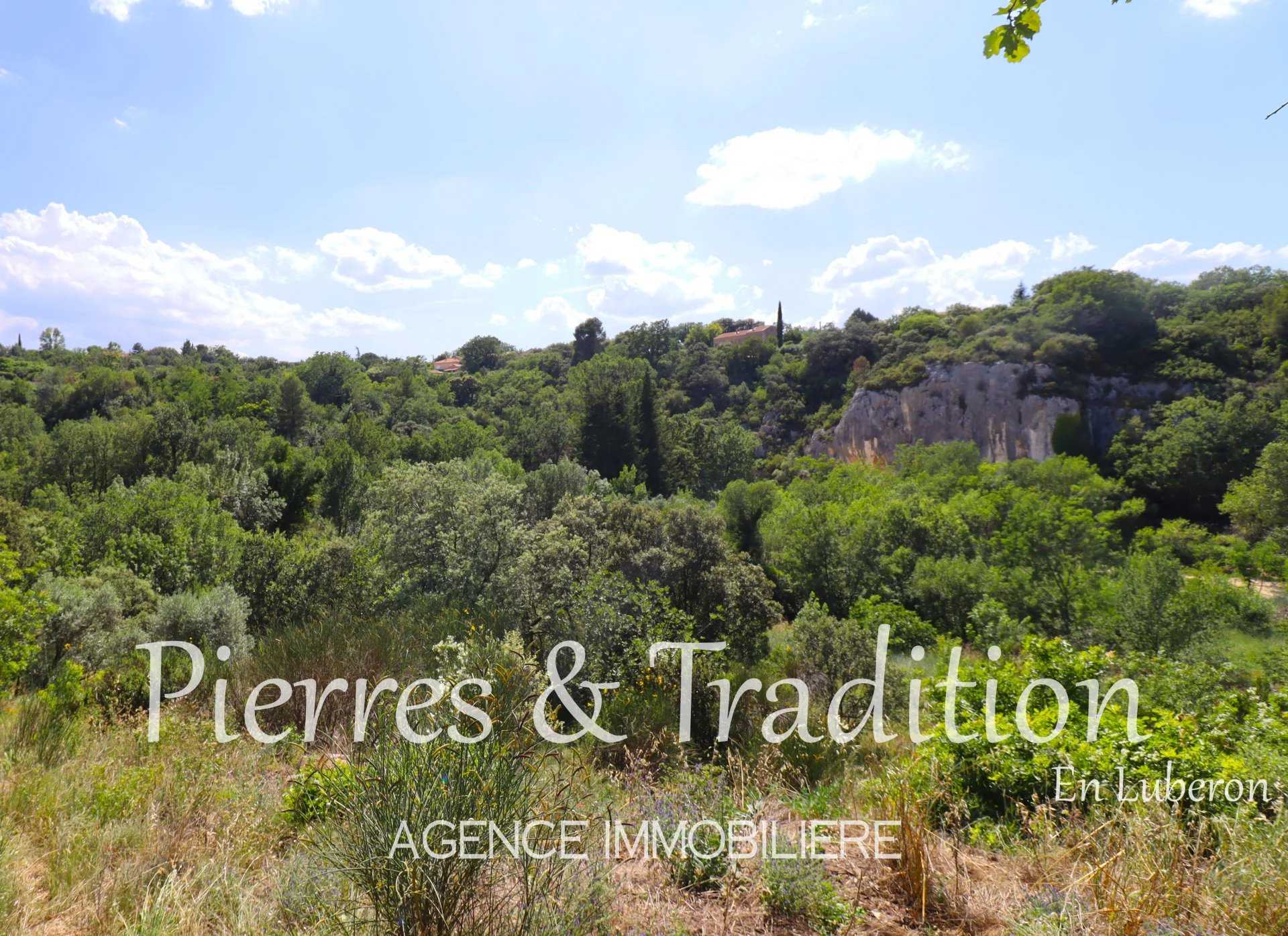 Otro en Apt, Provence-Alpes-Cote d'Azur 12477546