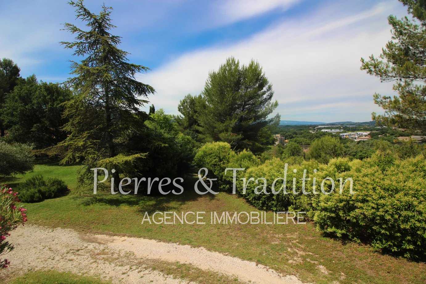 House in Apt, Provence-Alpes-Cote d'Azur 12477555