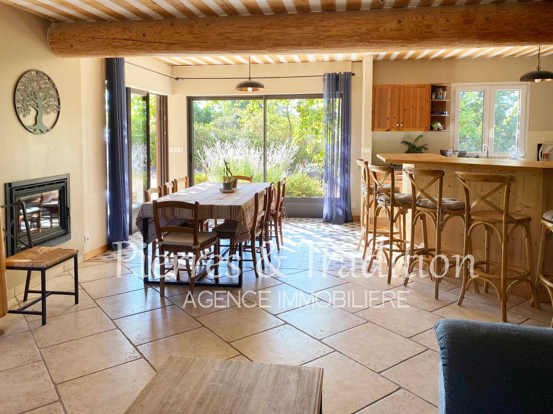 Haus im Gargas, Provence-Alpes-Cote d'Azur 12477577