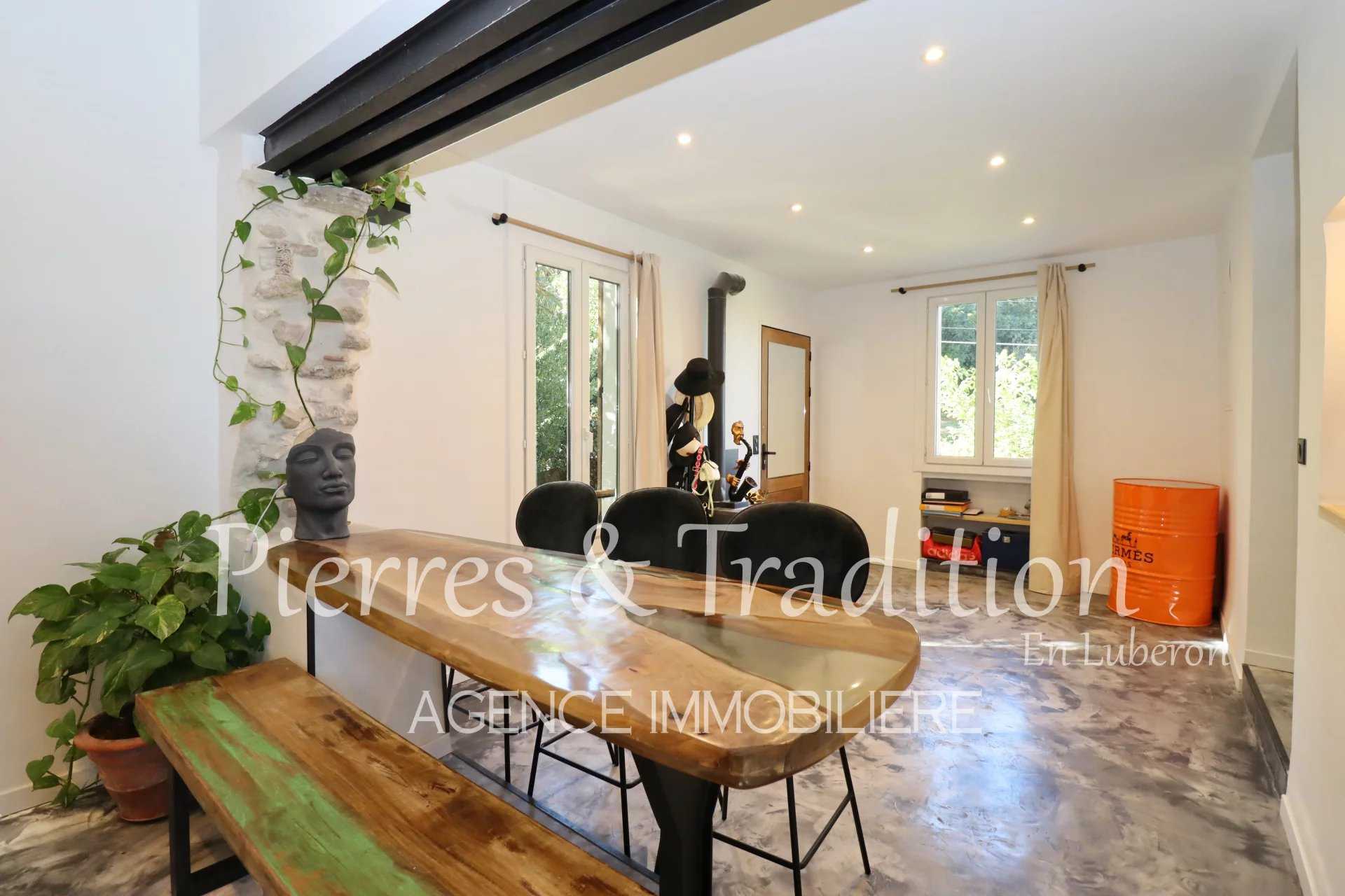 House in Apt, Provence-Alpes-Cote d'Azur 12477583