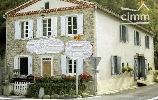 Andet i Cadenet, Provence-Alpes-Cote d'Azur 12477630
