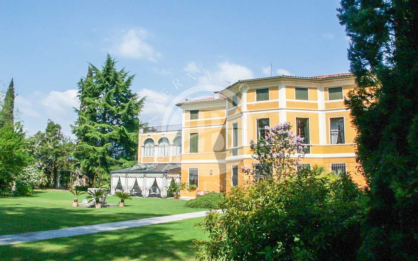 жилой дом в Бассано дель Граппа, Венето 12477700