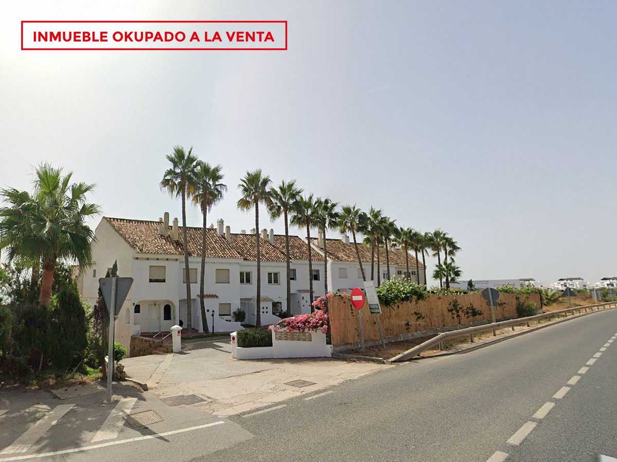 House in Estepona, Andalusia 12479343