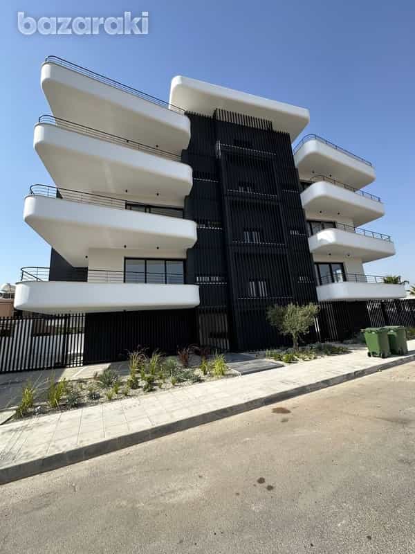 Condominium in Kato Polemidia, Limassol 12479585