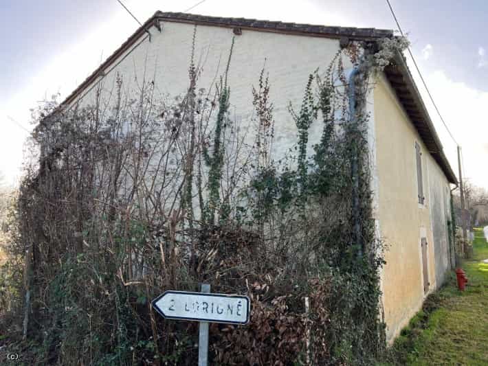 House in Lorigné, Nouvelle-Aquitaine 12480806