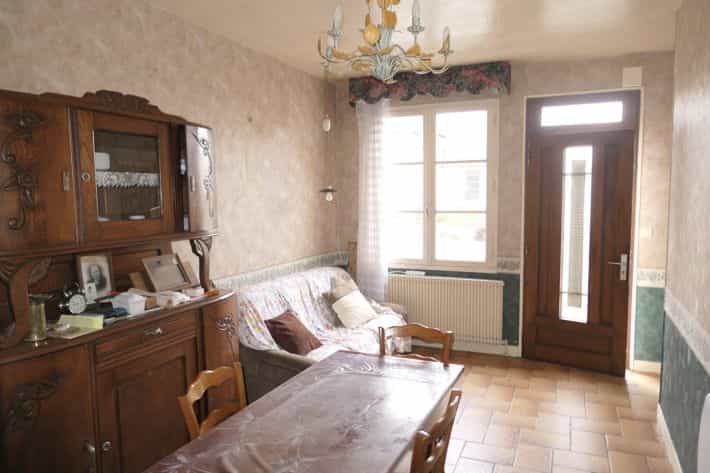 بيت في Romagny-Fontenay, Normandie 12480819