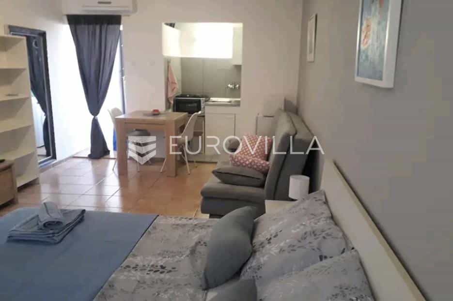 公寓 在 Bibinje, Zadarska županija 12481246