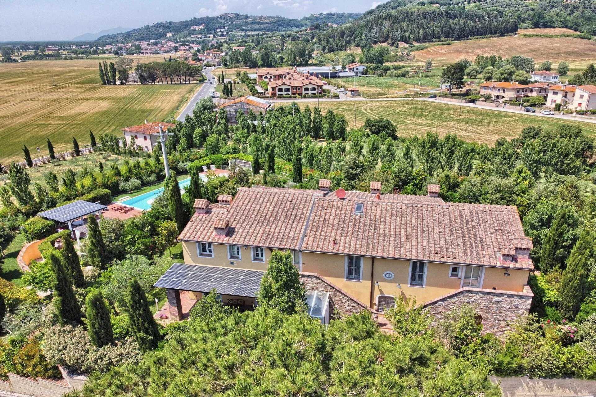 Dom w Forcoli, Tuscany 12482426