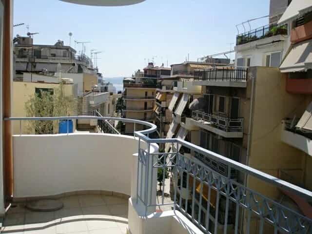Condominium in Piraeus, Attik 12482988