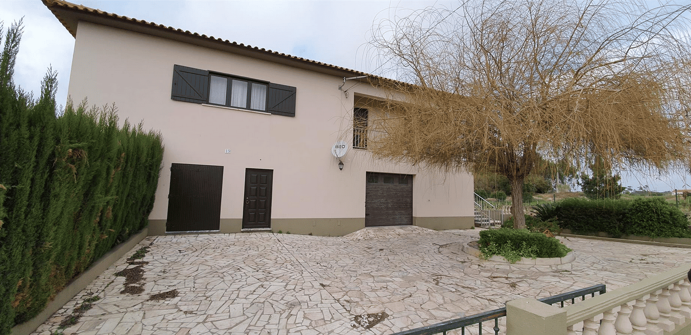 House in Lourinha, Lisboa 12484120