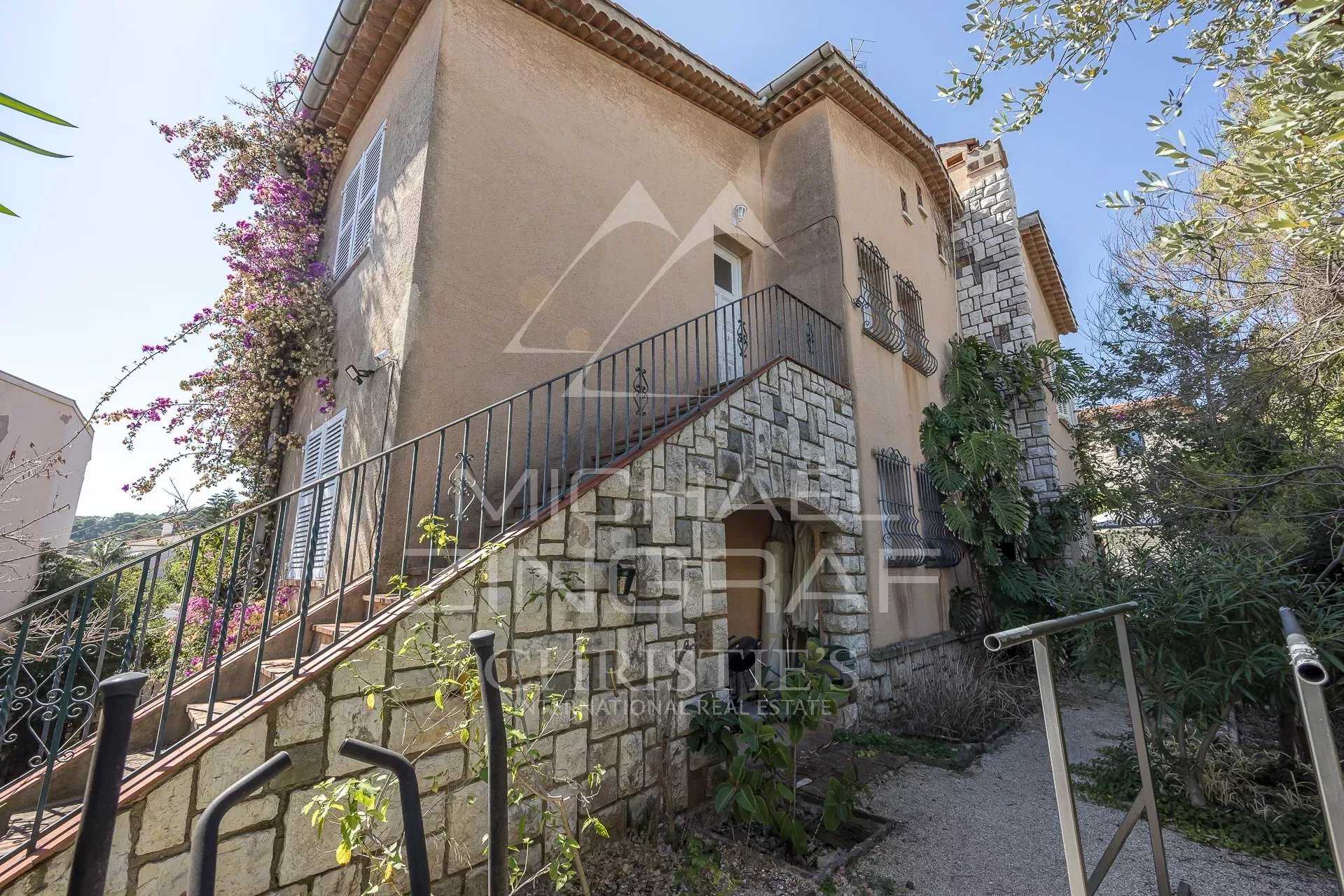 Hus i Saint-Jean-Cap-Ferrat, Provence-Alpes-Cote d'Azur 12485264