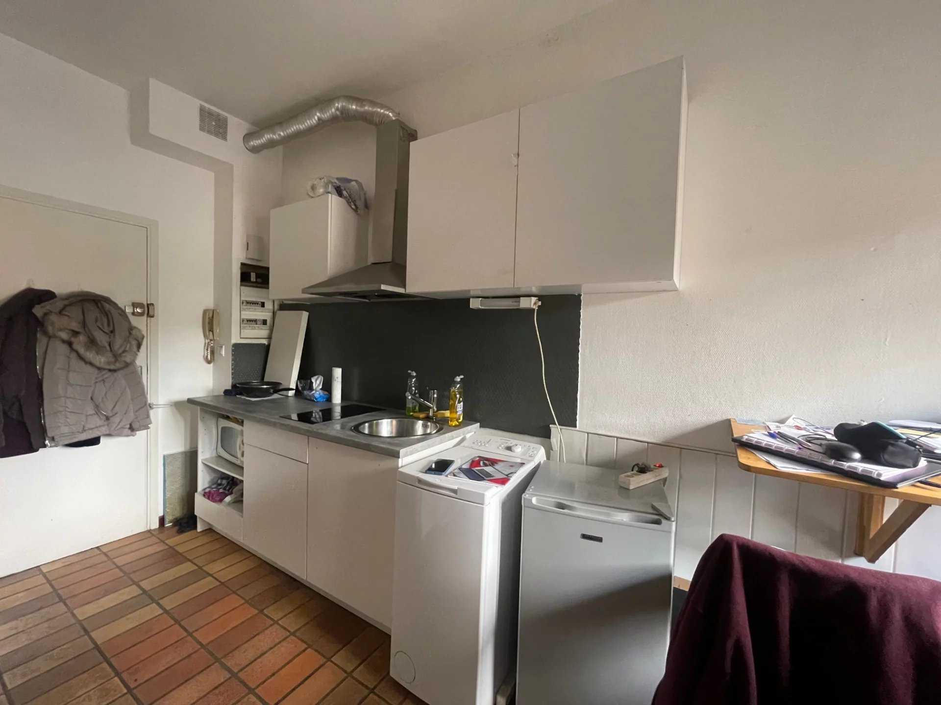 Condominium in Toulouse, Occitanie 12485273