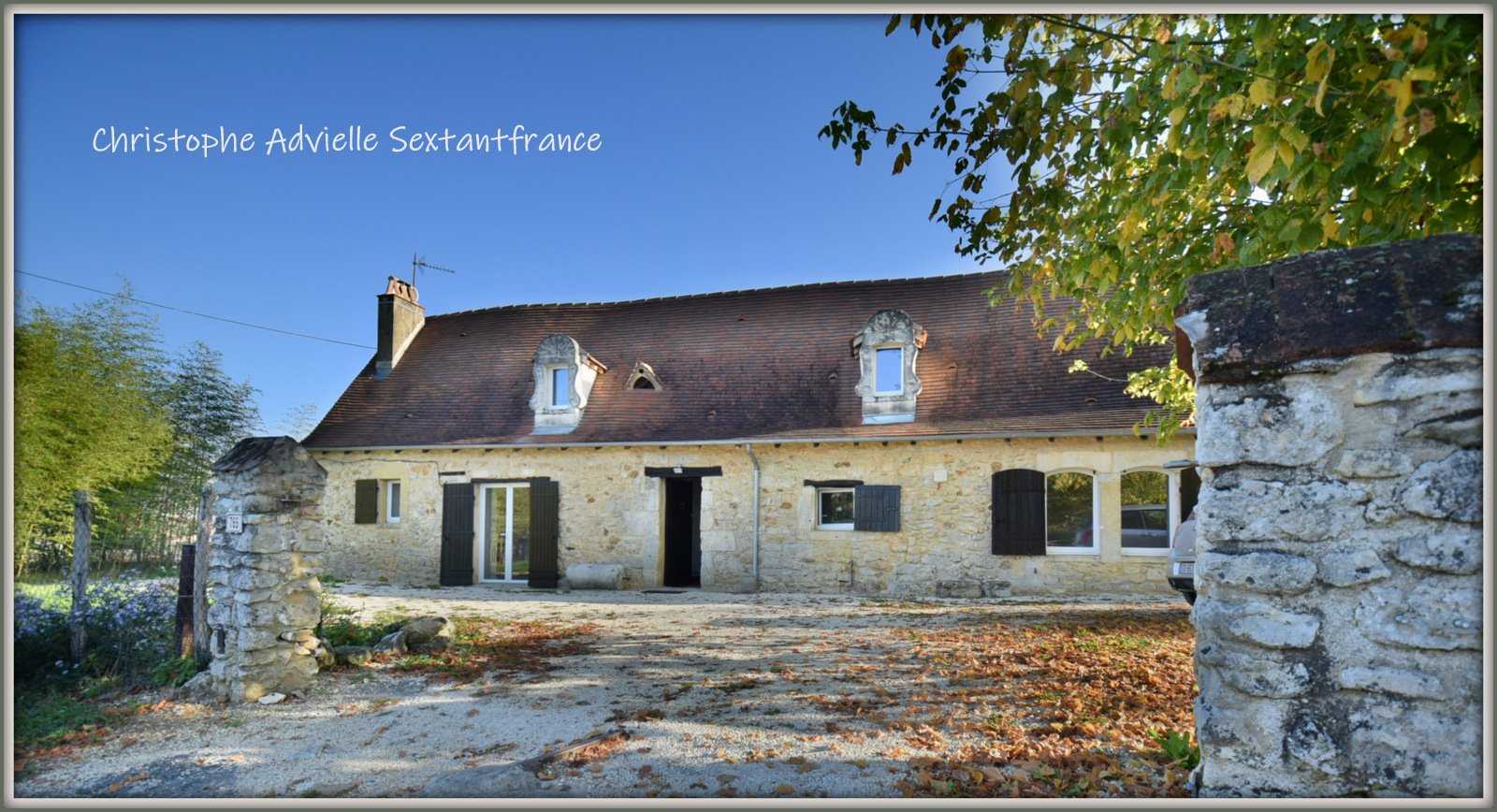 मकान में Saint-Georges-de-Montclard, Nouvelle-Aquitaine 12485950