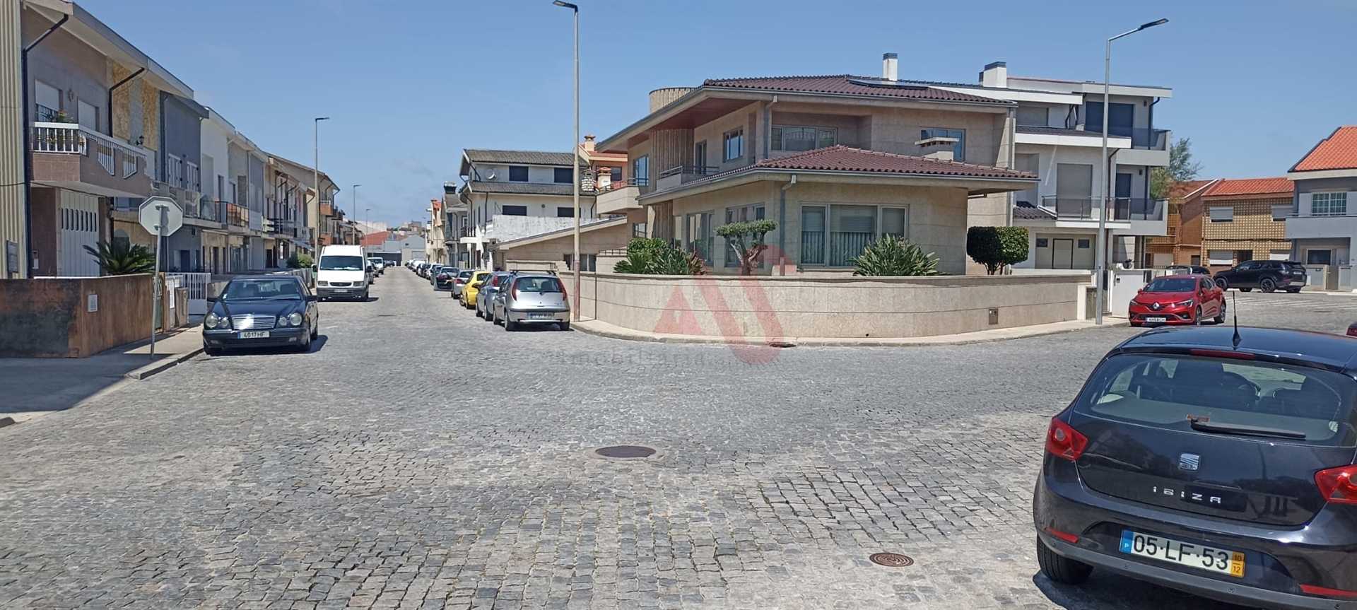 Land in , Porto District 12486790