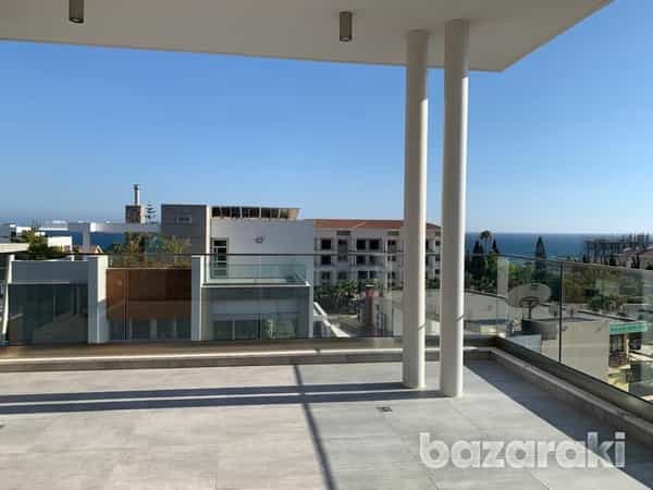 Condominium in Pareklisia, Limassol 12488134