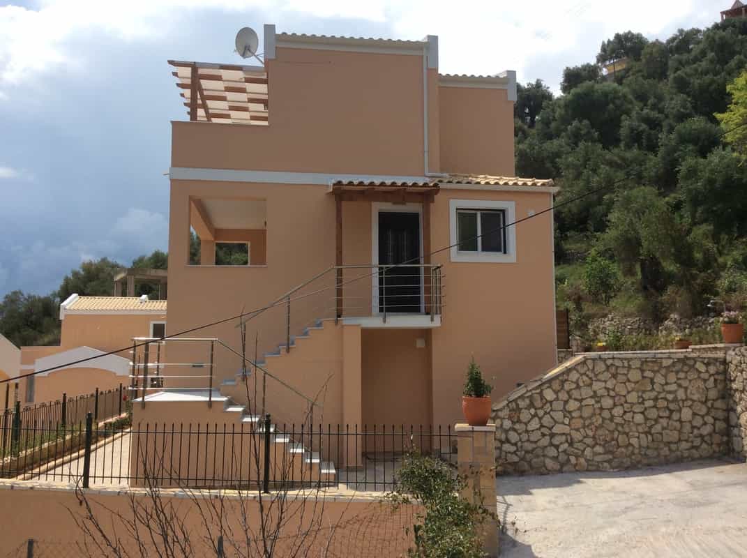 House in Ypsos, Ionia Nisia 12488237