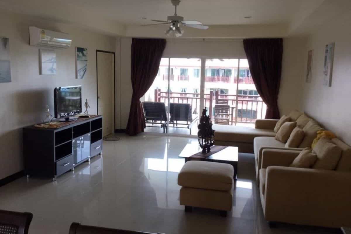 Condominio en Ban Nai Han, Phuket 12488272
