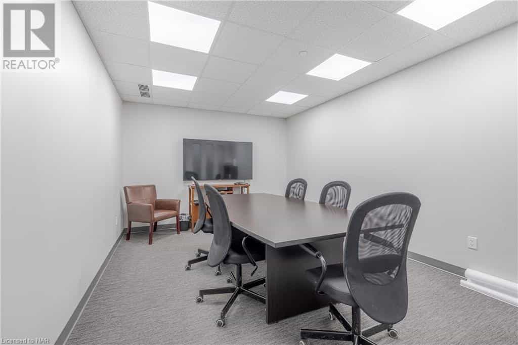 Office in Thorold, Ontario 12488399